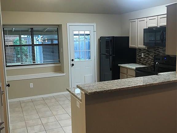 5th image of 2405 Aquaduct Dr