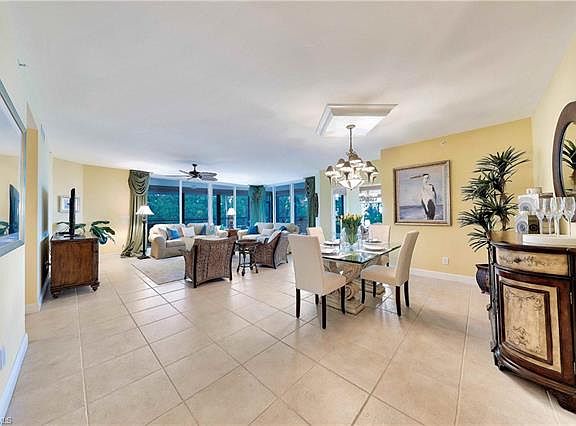 3rd image of 425 Cove Tower Dr APT 304
