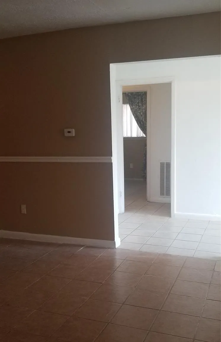 4 bed, 2.0 bath, 1647 sqft, $1,800 — Photo 3