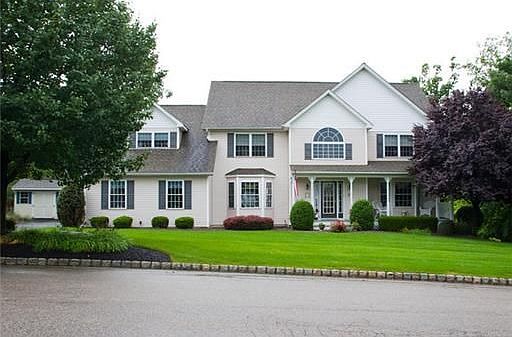 1st image of 102 Filomina Dr