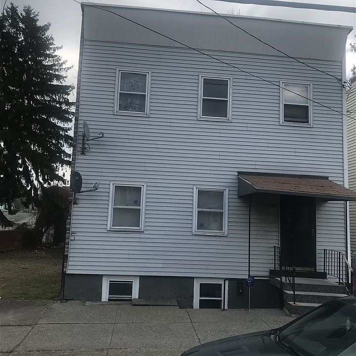 2nd image of 49 Watervliet Ave