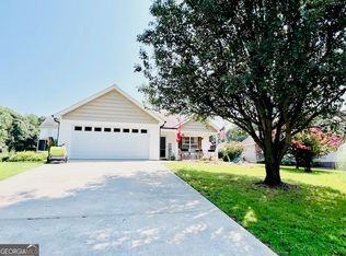 15 Victoria Ln, Lavonia, GA 30553