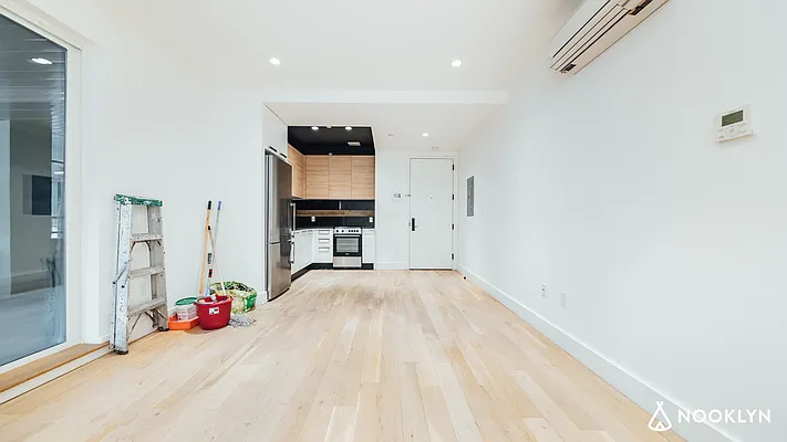 Rented by Nooklyn NYC LLC | media 39
