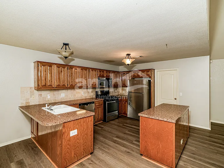 19713 E 38th Pl S — Photo 4