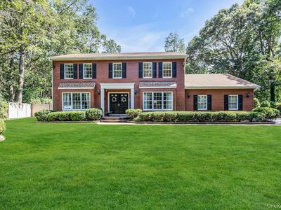 1 Damaris Court, Bayport, NY, 11705