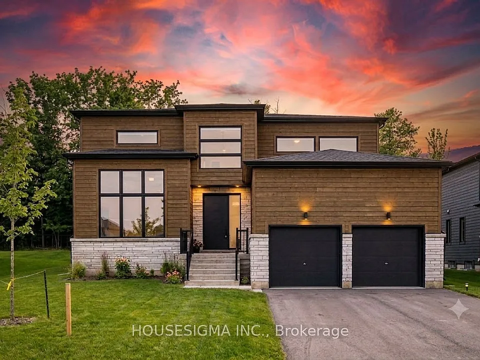 114 Goldie Ct