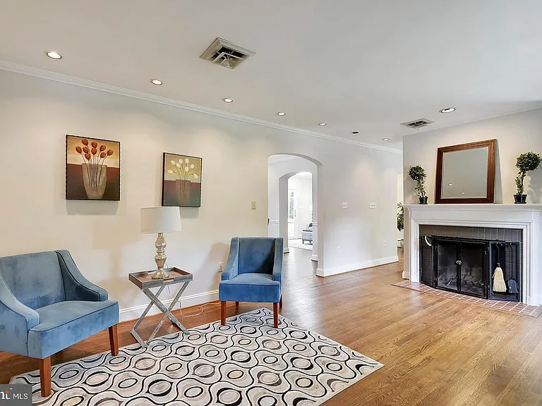 8222 Larry Pl — Photo 8