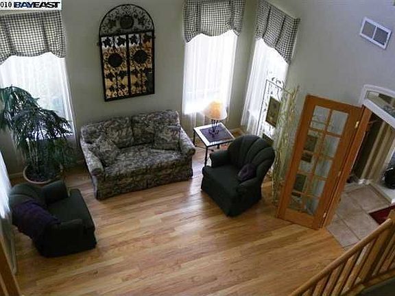2nd image of 5558 Gold Creek Dr