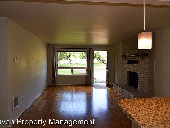 4th image of 5812 12th St NE