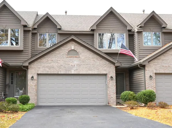 949 Millcreek Cir, Elgin, IL 60123