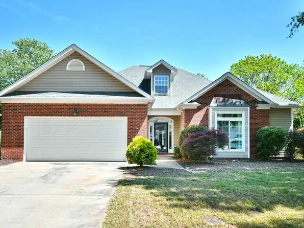 411 Cotton Hall Ct, Simpsonville, SC 29680