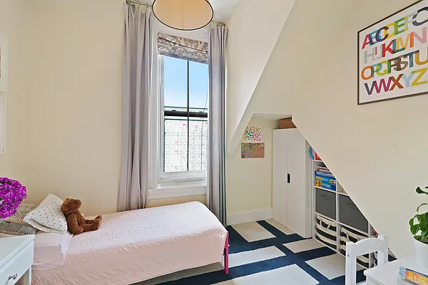 Sold by Compass | media 8