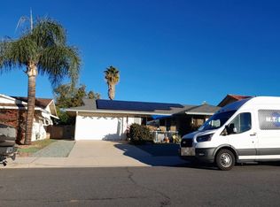 1200 Amberwood Dr, Hemet, CA 92543