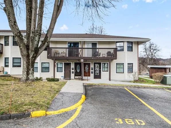 36 Sussex Drive #D, Yorktown Heights, NY 10598