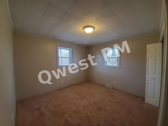 5th image of 6315 Knapp St NE