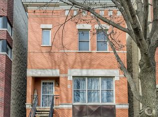 1318 W Grenshaw St #A, Chicago, IL 60607