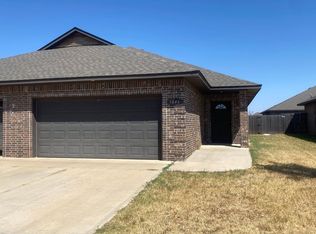 1846 Cypress Ln, El Reno, OK 73036