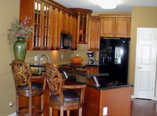 15 Foxwood Rd, Lakewood, NJ 08701