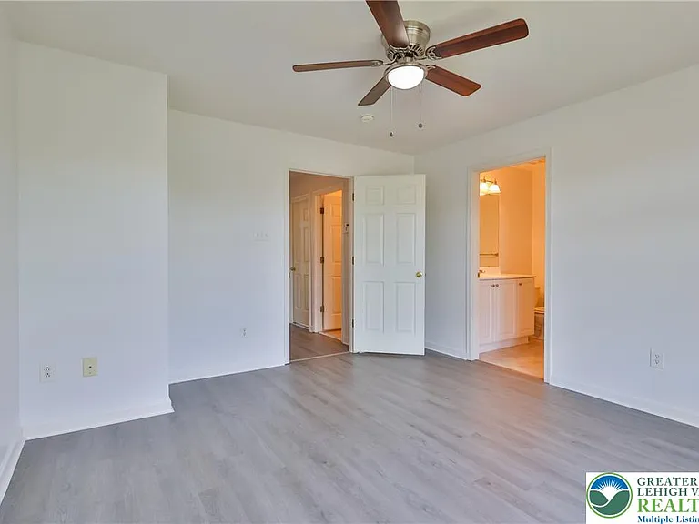 7832 Red Hawk Ct — Photo 12