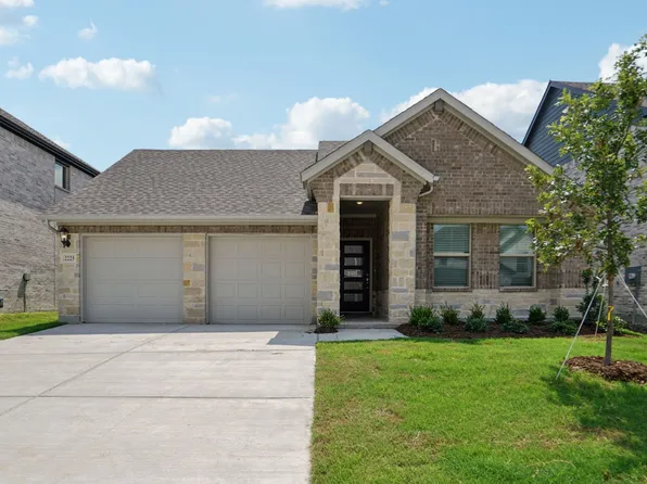 2225 Zephyr Dr, Princeton, TX 75407