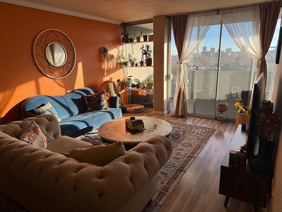 1st image of 909 Logan St APT 8I