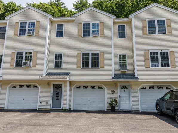 350 Riverbend St #107, Athol, MA 01331