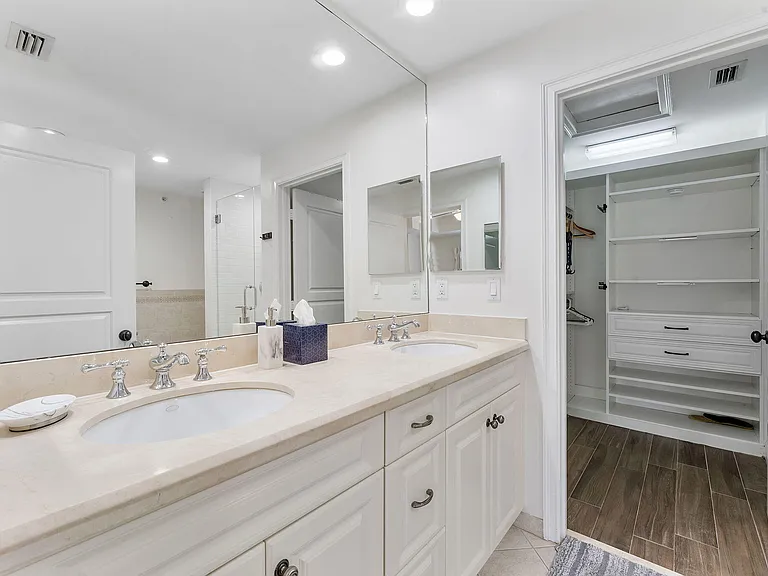 1035 W Heritage Club Cir — Photo 9