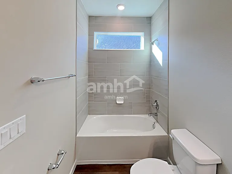 150 Hemlock Point — Photo 18