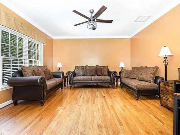 5th image of 4904 Landaff Dr