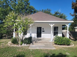 202 Brewster St, Florence, TX 76527