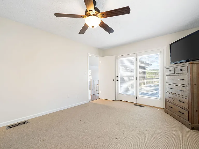 108 Horseshoe Cir — Photo 19