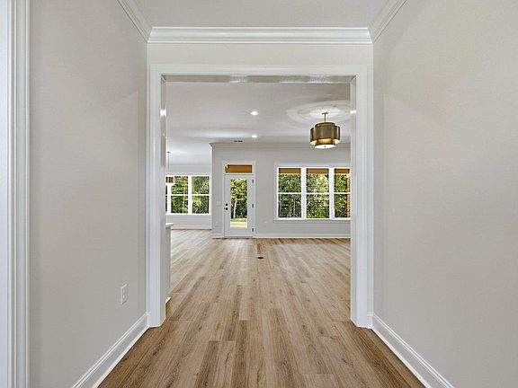 4th image of 4263 Willow Springs Rd.