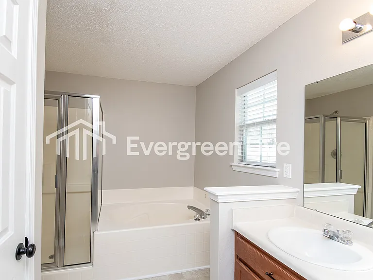 124 Star Hill Ln — Photo 8