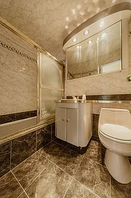 Sold by Maximillion Realty, Inc. | media 25