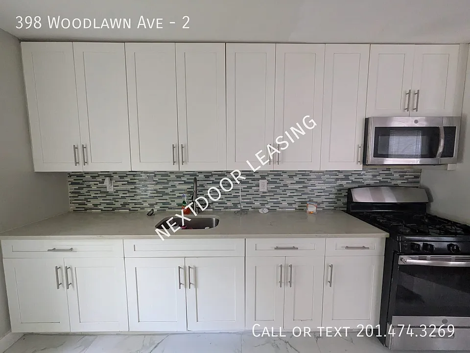 398 Woodlawn Ave #2M