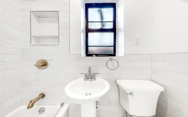 Rented by Freestone Property Group | media 5