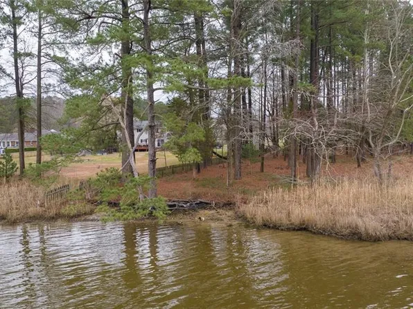 LOT 8 Landing Rd, North, VA 23128