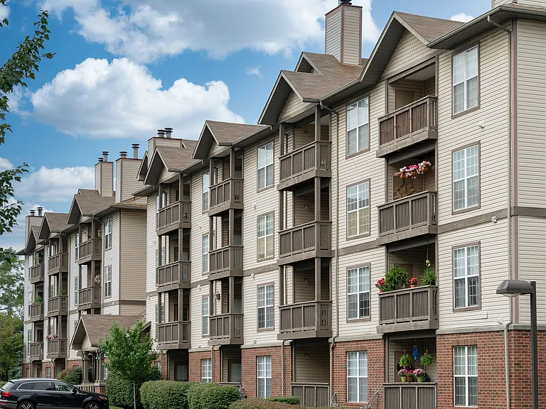 Liberty Pointe — Photo 41