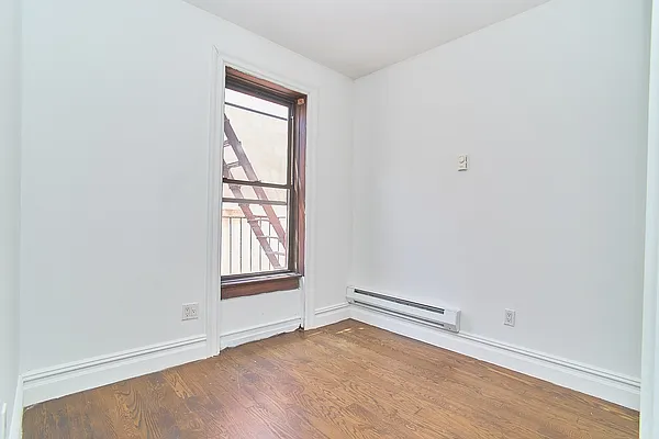 Rented by Keller Williams NYC | media 27