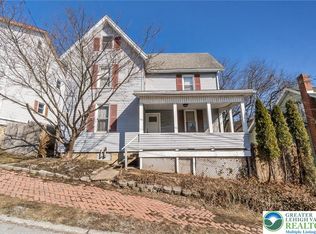 19 Market St, Tamaqua, PA 18252