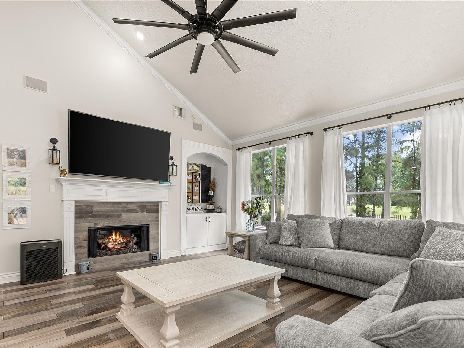 20601 Bentwood Oaks Dr