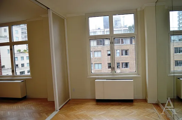 Rented by Peter Ashe | media 23