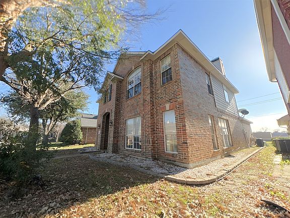 2nd image of 17911 Meadowchase Way