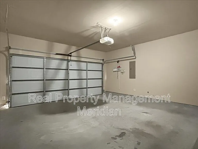 12312 Walden Wood Dr — Photo 13