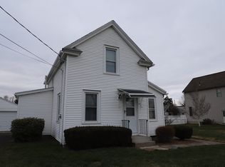 70 Amherst St, Chicopee, MA 01013