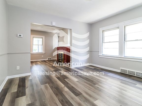 1534620_004_dining_room_5.jpg