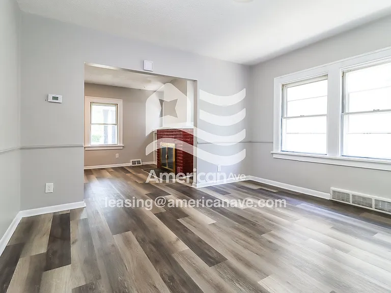 1534620_004_dining_room_5.jpg