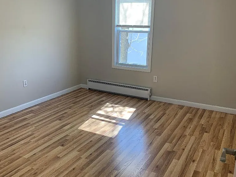 34 Shamrock St #2 — Photo 11