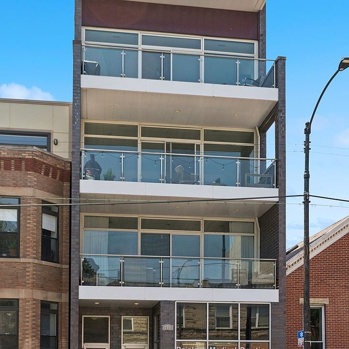 1st image of 2515 W Chicago Ave #4
