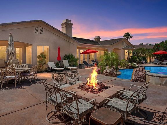 4th image of 4 Chandon Ct